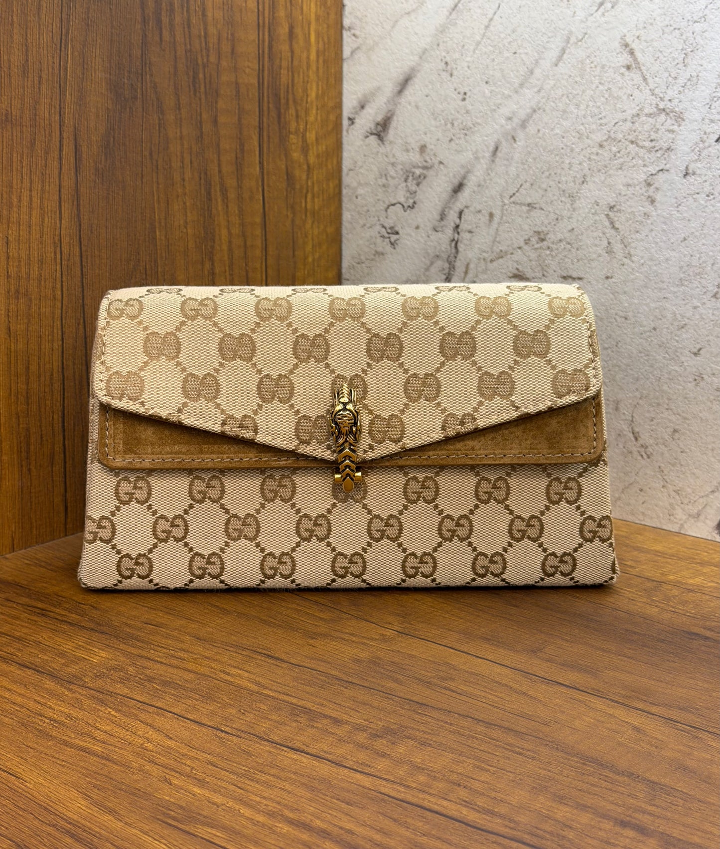 GUCCI