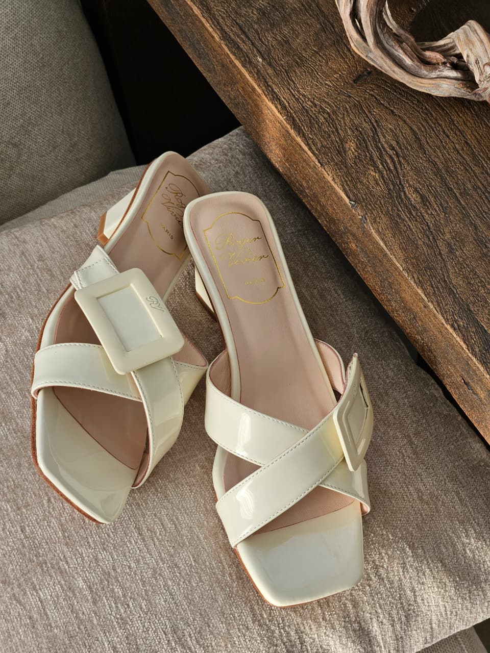 ROGER VIVIER