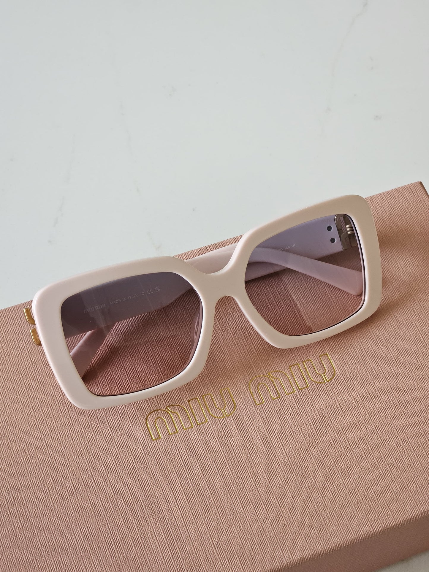 MIU MIU