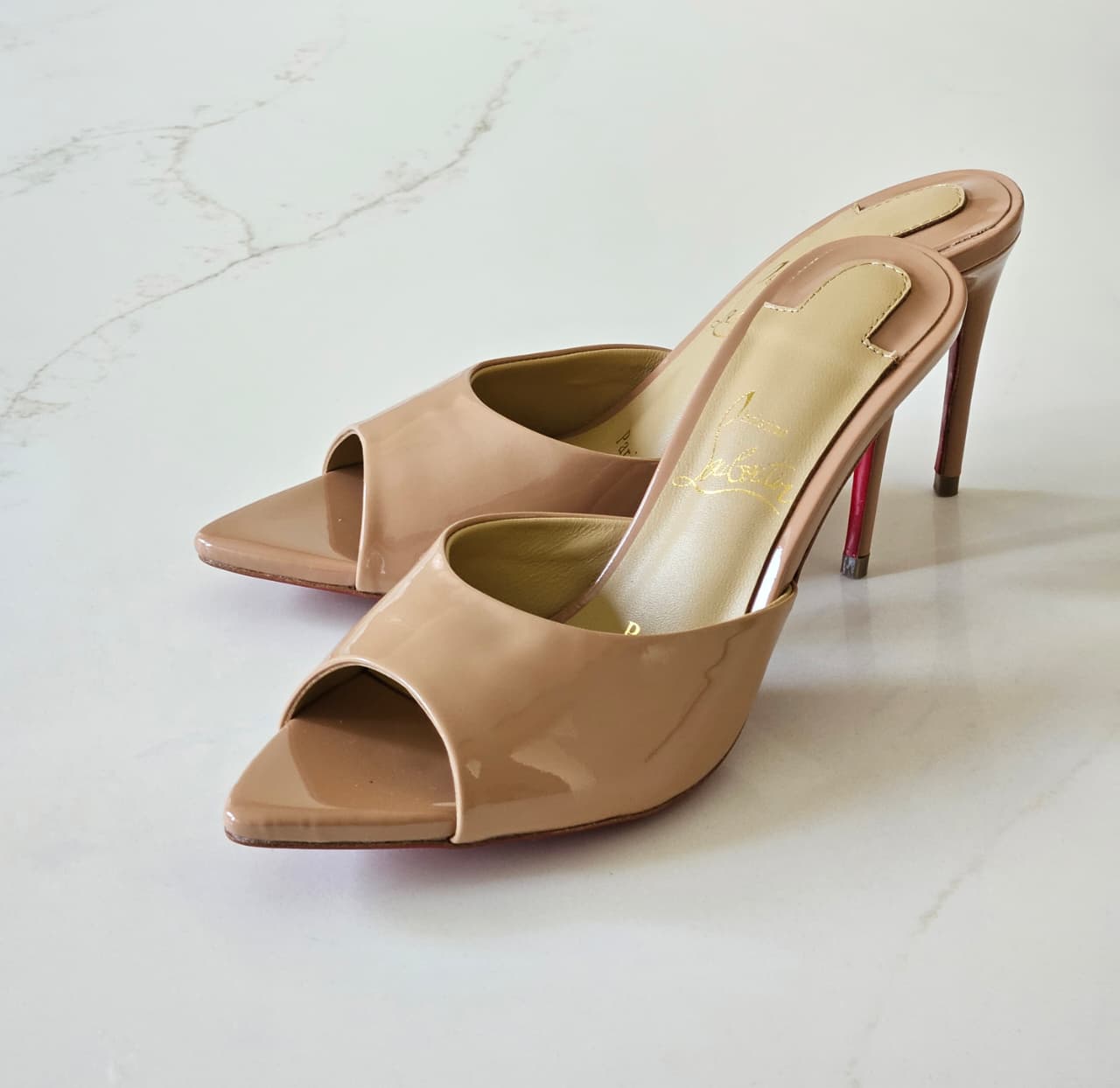 LOUBOUTIN